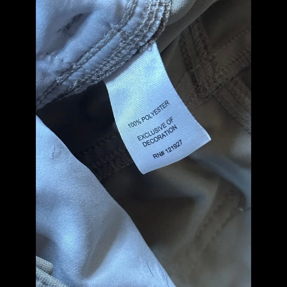 Johnnie O Pants 16 Womens Beige Khaki Low Rise Prep-Formance 100% Poly - Picture 8 of 8